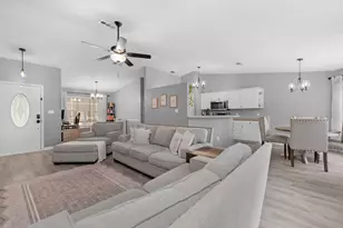 7682 Manatee St, Navarre, FL 32566 - Photo 5