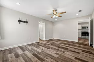 5159 Lake Dr, Crestview, FL 32539 - Photo 7