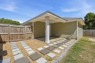 5159 Lake Dr, Crestview, FL 32539 - Photo 19