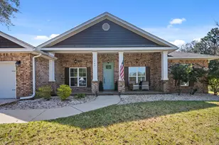 1569 Lakeside Dr, Niceville, FL 32578 - Photo 1