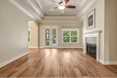 1569 Lakeside Drive, Niceville, FL 32578 - Photo 11