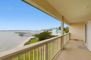 1695 W Hwy 98, Mary Esther, FL 32569 - Photo 19