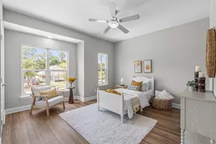8288 Tavira St, Navarre, FL 32566 - Photo 17