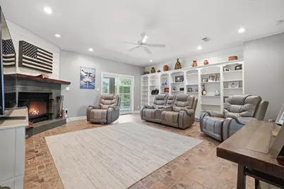 4063 Lakeview Drive, Crestview, FL 32539 - Photo 19