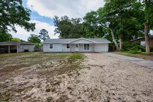 208 Moriarty St, Fort Walton Beach, FL 32548 - Photo 1
