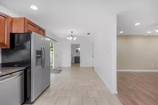 208 Moriarty St, Fort Walton Beach, FL 32548 - Photo 17