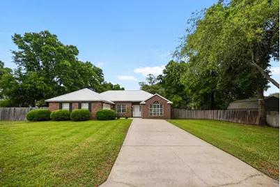 4600 E Scarlet Drive, Crestview, FL 32539 - Photo 1