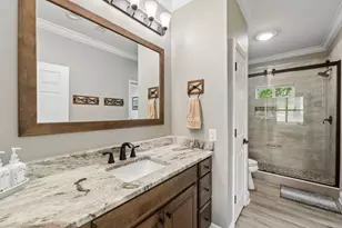 175 W T Hulion Rd, Crestview, FL 32539 - Photo 27