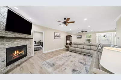 175 W T Hulion Road, Crestview, FL 32539 - Photo 19