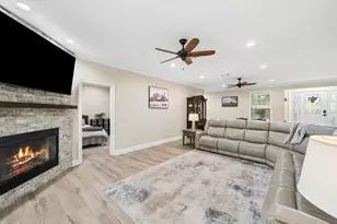 175 W T Hulion Rd, Crestview, FL 32539 - Photo 19