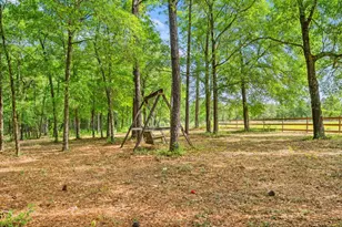 175 W T Hulion Rd, Crestview, FL 32539 - Photo 13