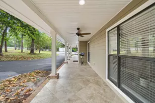 175 W T Hulion Rd, Crestview, FL 32539 - Photo 3