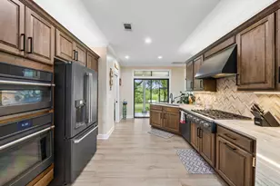 175 W T Hulion Rd, Crestview, FL 32539 - Photo 21