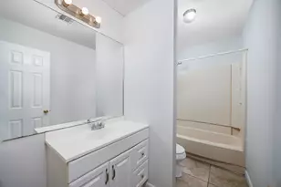 217 SE Oak St, Fort Walton Beach, FL 32548 - Photo 13