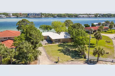519 Dorado Avenue, Fort Walton Beach, FL 32548 - Photo 1