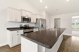 7005 Brylington Blvd, Bellview, FL 32526 - Photo 3