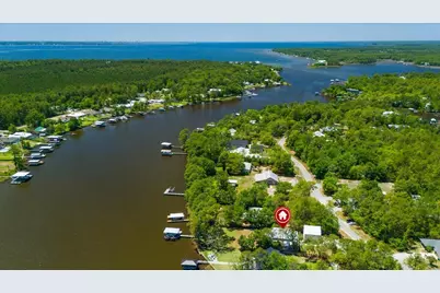 103 W Bayou Forest Drive, Freeport, FL 32439 - Photo 3