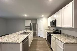 3481 Sparco Dr, Crestview, FL 32539 - Photo 3