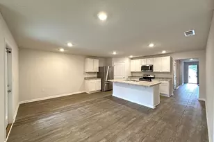 3481 Sparco Dr, Crestview, FL 32539 - Photo 5