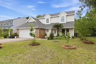 492 Spring Brook Ln, Mary Esther, FL 32569 - Photo 1