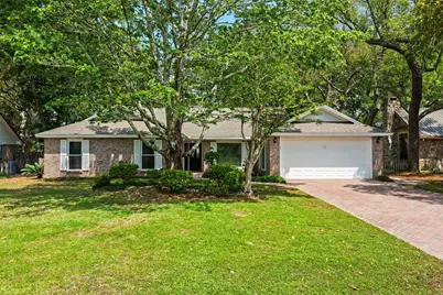 252 E Dominica Circle, Niceville, FL 32578 - Photo 1