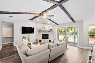 252 E Dominica Circle, Niceville, FL 32578 - Photo 9