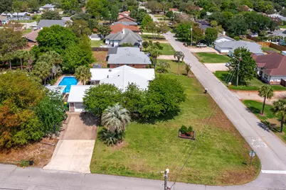 301 Cypress Street, Destin, FL 32541 - Photo 3