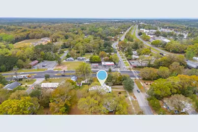 28 E Live Oak Avenue, Defuniak Springs, FL 32435 - Photo 61