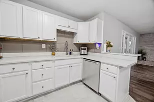 134 Virginia Dr, Fort Walton Beach, FL 32548 - Photo 25