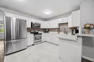 134 Virginia Dr, Fort Walton Beach, FL 32548 - Photo 5
