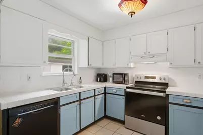 2623 Green Bay Avenue, Pensacola, FL 32526 - Photo 9