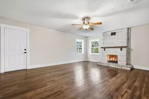 721 NE Kris Ave, Fort Walton Beach, FL 32547 - Photo 17