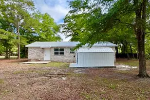 487 Woodlawn Rd, Freeport, FL 32439 - Photo 5