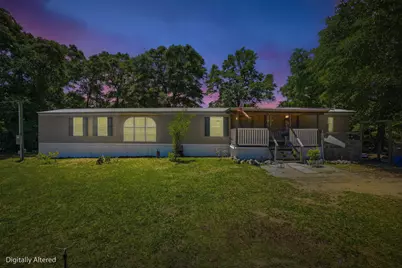 12 E Royal Palm Avenue, Defuniak Springs, FL 32433 - Photo 1