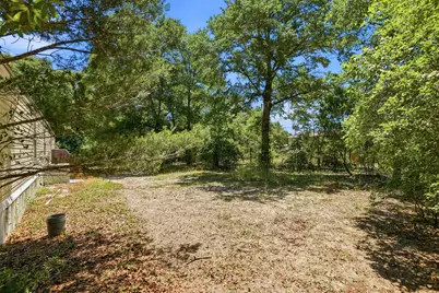 12 E Royal Palm Avenue, Defuniak Springs, FL 32433 - Photo 7