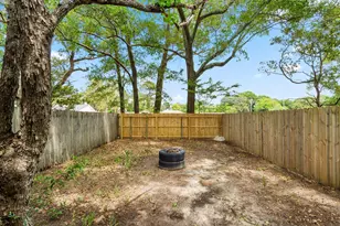 13 NW Cape Dr, Fort Walton Beach, FL 32548 - Photo 15