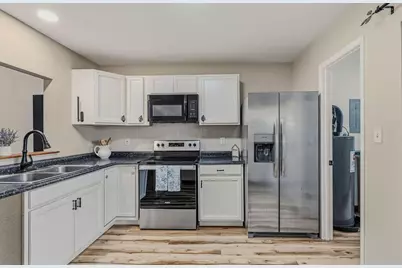 13 NW Cape Drive #Apt B, Fort Walton Beach, FL 32548 - Photo 5