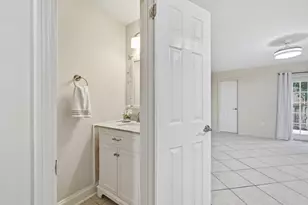 13 NW Poulton Dr, Fort Walton Beach, FL 32548 - Photo 21