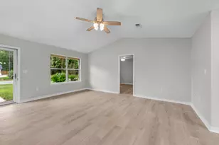 121 Dogwood Ln, Crestview, FL 32536 - Photo 5