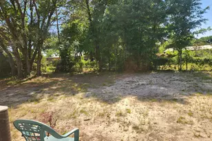 24 NW Robinwood Dr, Fort Walton Beach, FL 32548 - Photo 15