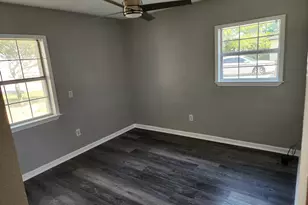 24 NW Robinwood Dr, Fort Walton Beach, FL 32548 - Photo 13