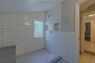 517 N Alcaniz St, Pensacola, FL 32501 - Photo 9