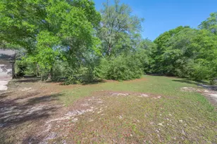 1895 4 Wheel Dr, Baker, FL 32531 - Photo 35