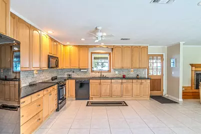 6770 E East Bay Boulevard, Navarre, FL 32566 - Photo 9