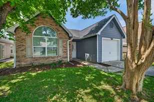 3022 Yorktown Cir, Fort Walton Beach, FL 32547 - Photo 1