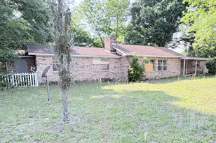 656 McClelland St, Crestview, FL 32536 - Photo 3