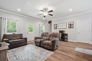 2267 Janet St, Navarre, FL 32566 - Photo 19