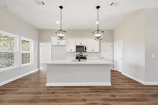 2809 Blackbird Ct, Crestview, FL 32539 - Photo 7