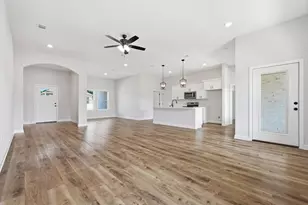 2809 Blackbird Ct, Crestview, FL 32539 - Photo 5