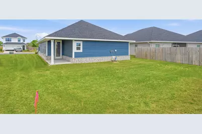 586 Alleyoak Lane, Freeport, FL 32439 - Photo 3